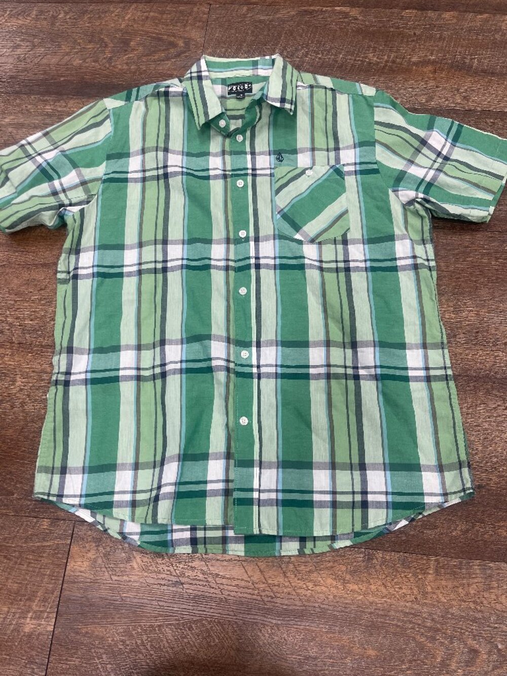 Volcom Nommo SS Men’s Large Green Plaid Short Sleeve Button Up Shirt